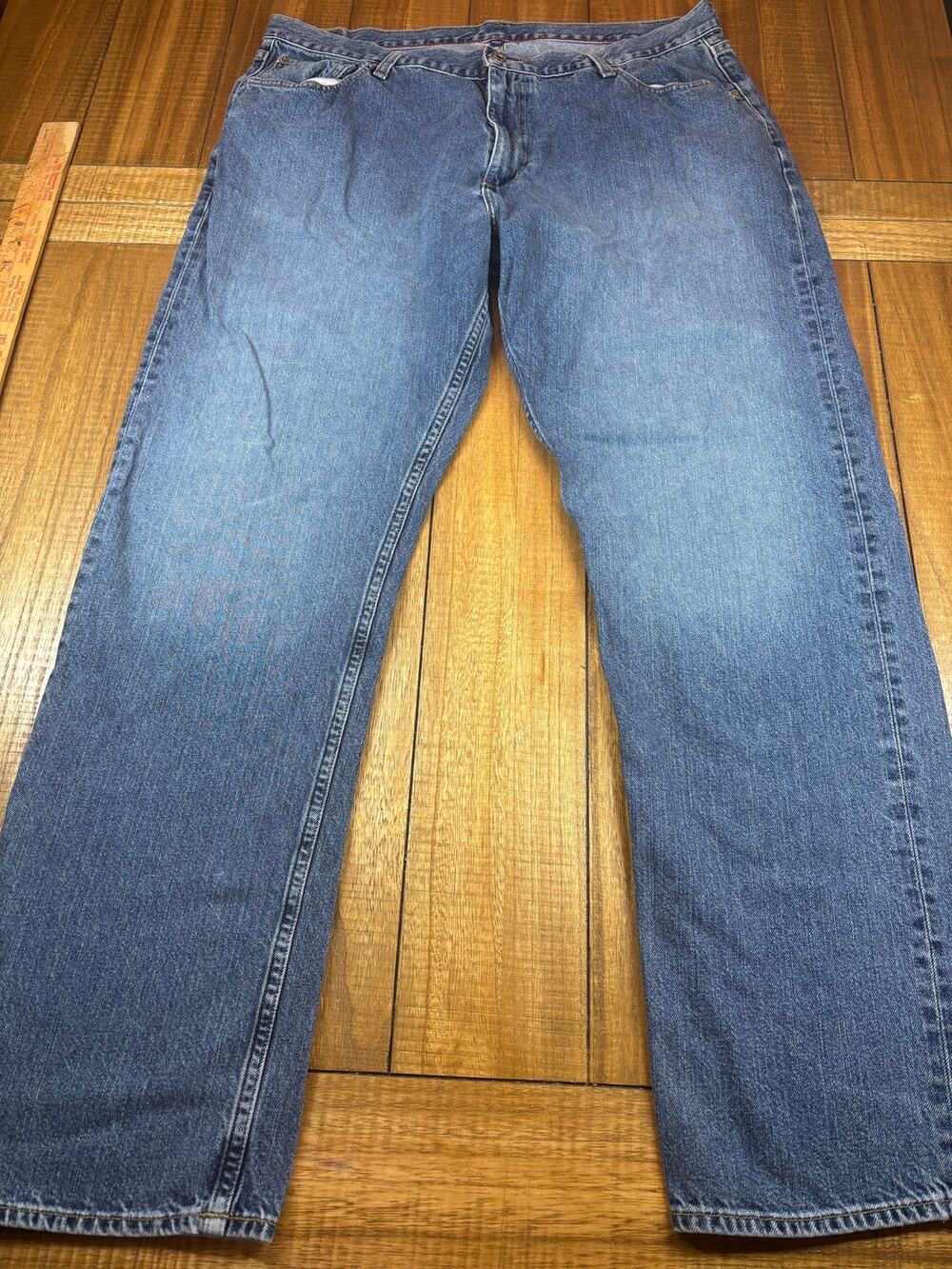 Vintage Tommy Hilfiger Jeans 40x34 Leather Patch Med Wash 90s Straight Leg y2k